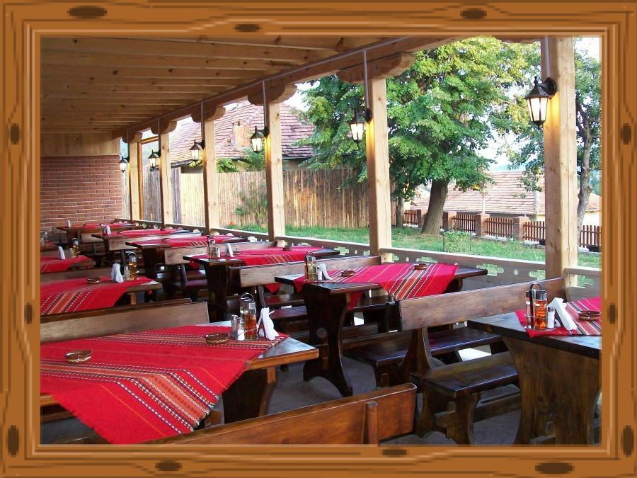 Family Hotel Lipite Tipchenitsa Ngoại thất bức ảnh