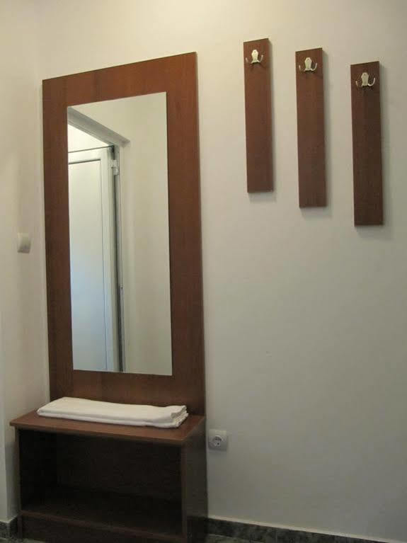 Family Hotel Lipite Tipchenitsa Ngoại thất bức ảnh